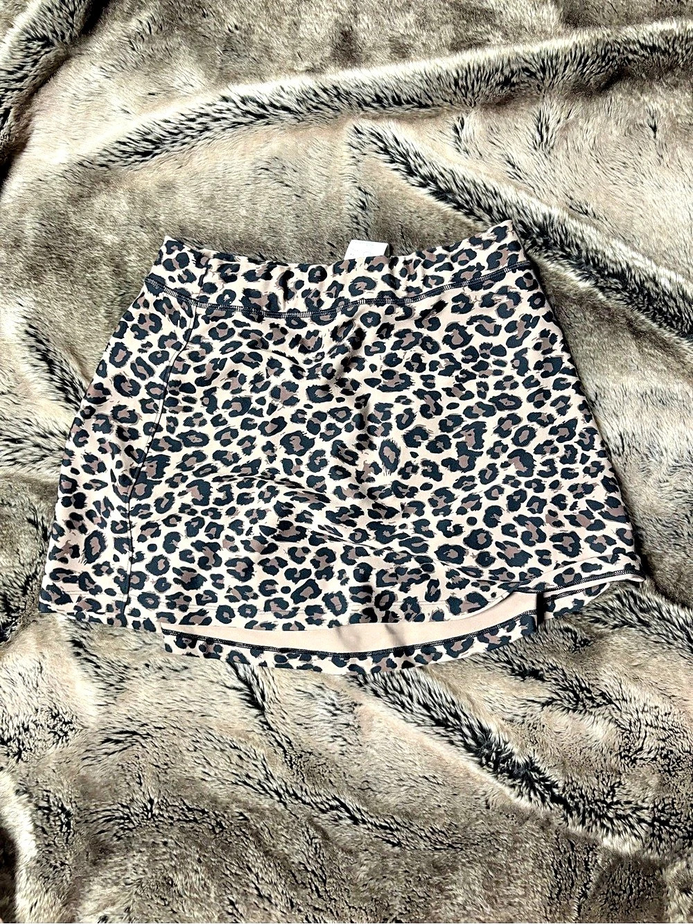 YPB sculptLUX Leopard Athletic Skirt in Brown & Black Size Medium